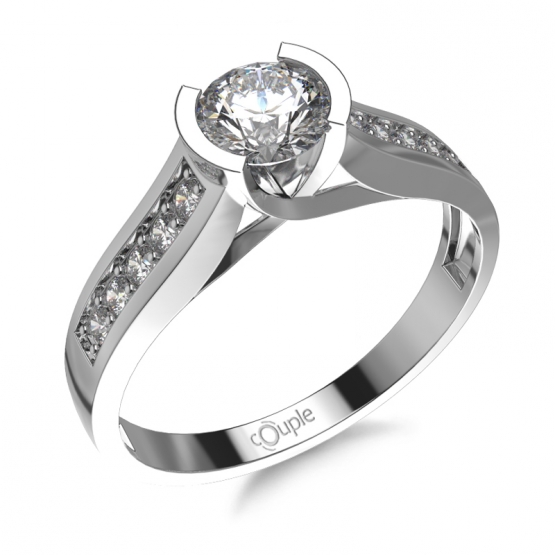 Couple, Oslnivý zásnubní prsten Flavia, zirkony a bílé zlato